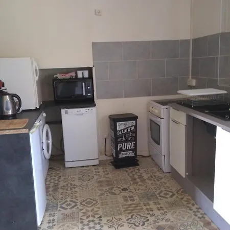 Maison De - Proche Le Pal - * ドンピエール・シュル・ベズブル